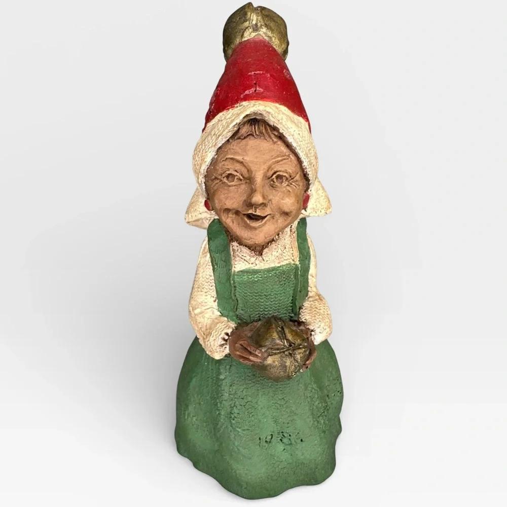 Vintage Tom Clark Signed Gnome Figurine – 1986 – Lady Holding Bell